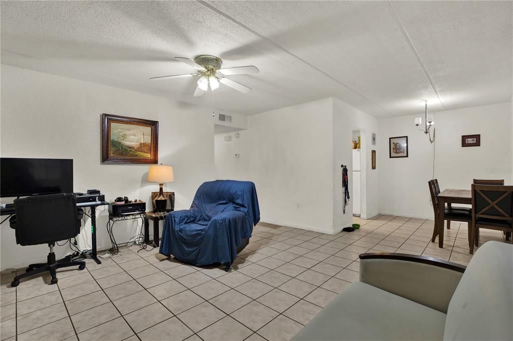 En Venta: $169,999 (2 camas, 1 baños, 950 Pies cuadrados)