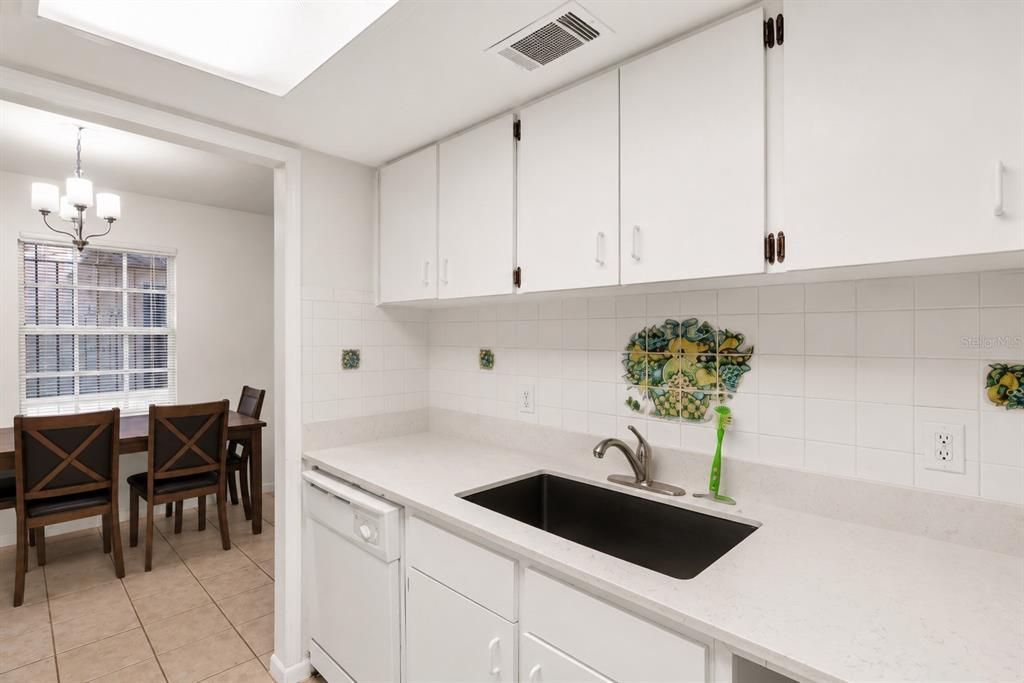 En Venta: $169,999 (2 camas, 1 baños, 950 Pies cuadrados)