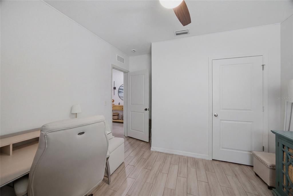 На продажу: $512,900 (4 спален, 2 ванн, 1846 Квадратных фут)