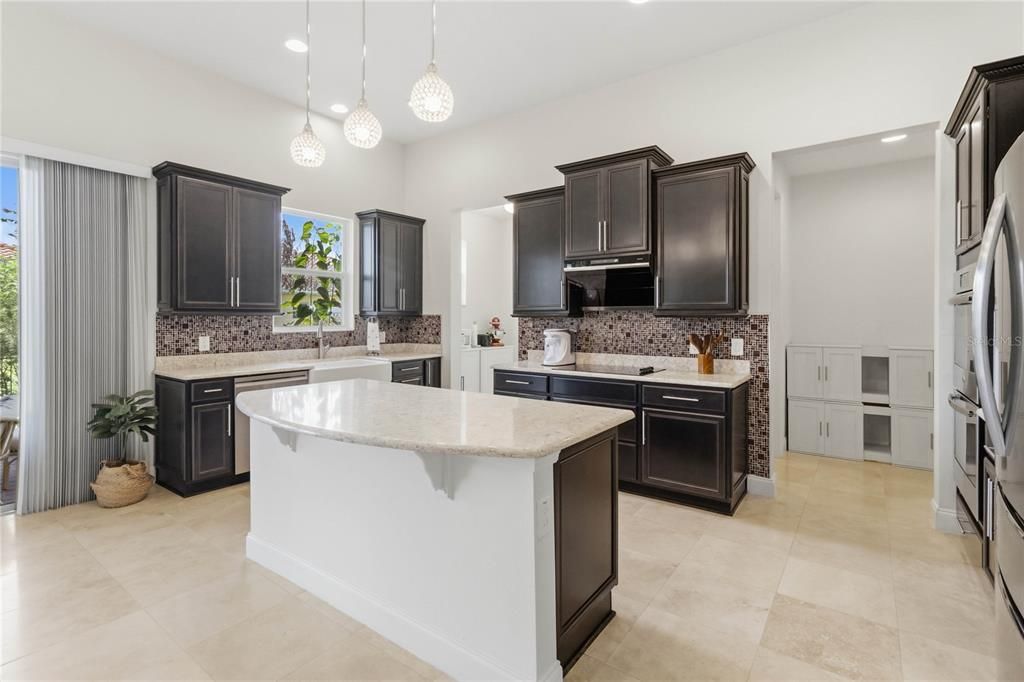 Active With Contract: $549,000 (4 beds, 3 baths, 3188 Square Feet)