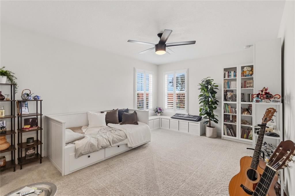 Active With Contract: $549,000 (4 beds, 3 baths, 3188 Square Feet)