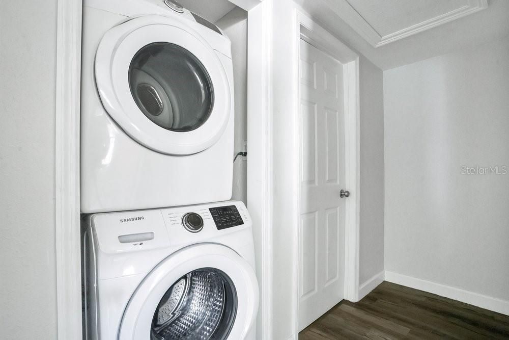 En Venta: $300,000 (3 camas, 1 baños, 1000 Pies cuadrados)
