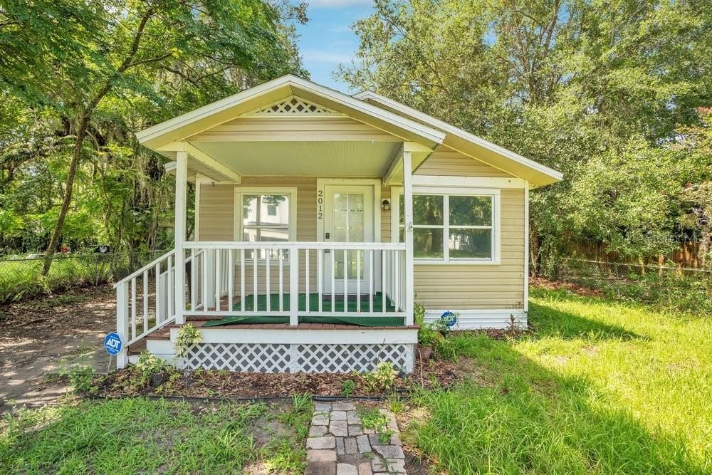 En Venta: $300,000 (3 camas, 1 baños, 1000 Pies cuadrados)