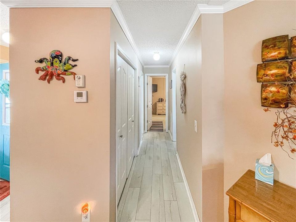 На продажу: $162,500 (2 спален, 2 ванн, 1104 Квадратных фут)