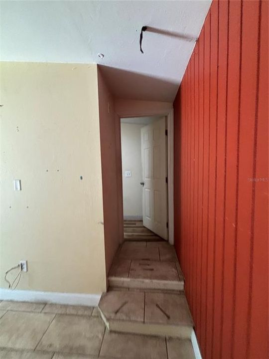 На продажу: $174,900 (3 спален, 1 ванн, 1705 Квадратных фут)