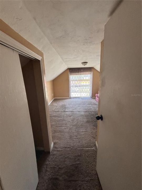 На продажу: $174,900 (3 спален, 1 ванн, 1705 Квадратных фут)