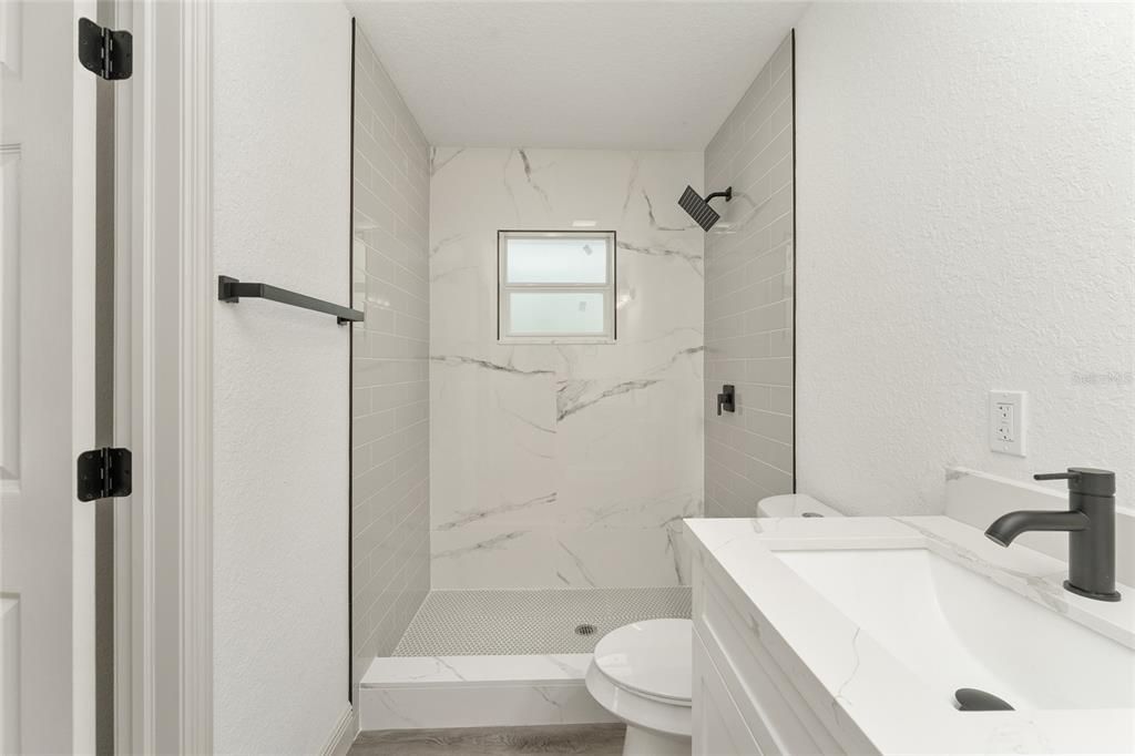 For Sale: $274,900 (3 beds, 2 baths, 1727 Square Feet)