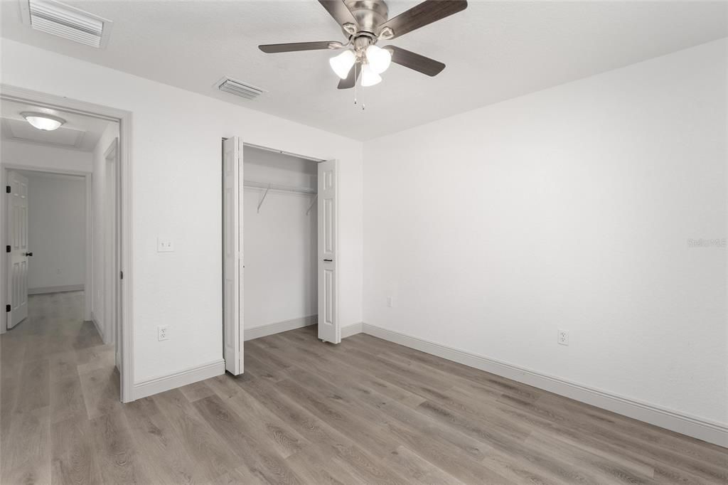 For Sale: $274,900 (3 beds, 2 baths, 1727 Square Feet)