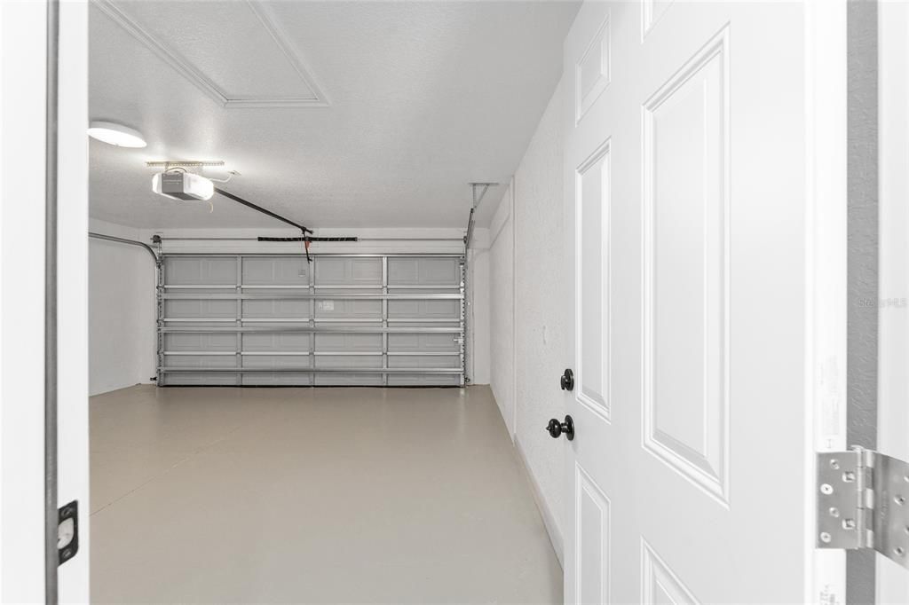 For Sale: $274,900 (3 beds, 2 baths, 1727 Square Feet)