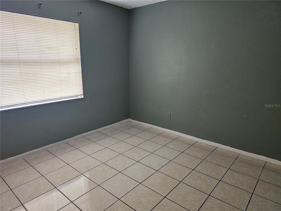 For Rent: $1,625 (3 beds, 2 baths, 1053 Square Feet)