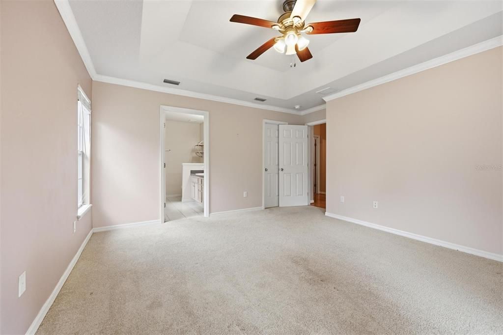 For Sale: $349,900 (3 beds, 2 baths, 1545 Square Feet)
