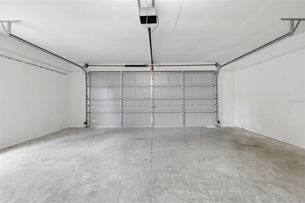 For Sale: $349,900 (3 beds, 2 baths, 1545 Square Feet)