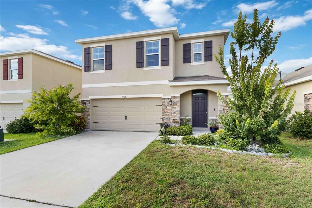 For Sale: $525,000 (5 beds, 3 baths, 2475 Square Feet)