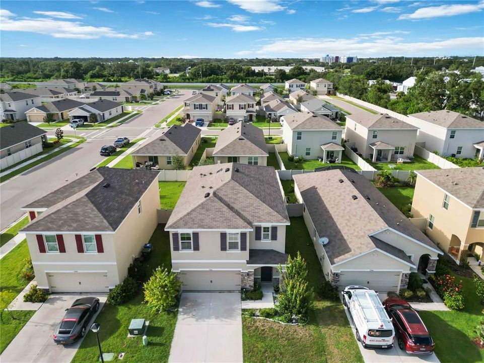 For Sale: $525,000 (5 beds, 3 baths, 2475 Square Feet)