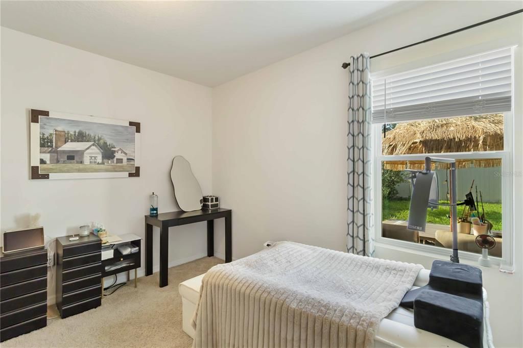 For Sale: $525,000 (5 beds, 3 baths, 2475 Square Feet)