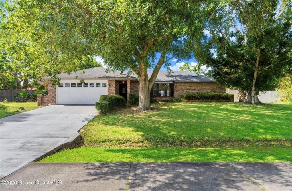 Vendido Recientemente: $399,000 (4 camas, 2 baños, 1906 Pies cuadrados)
