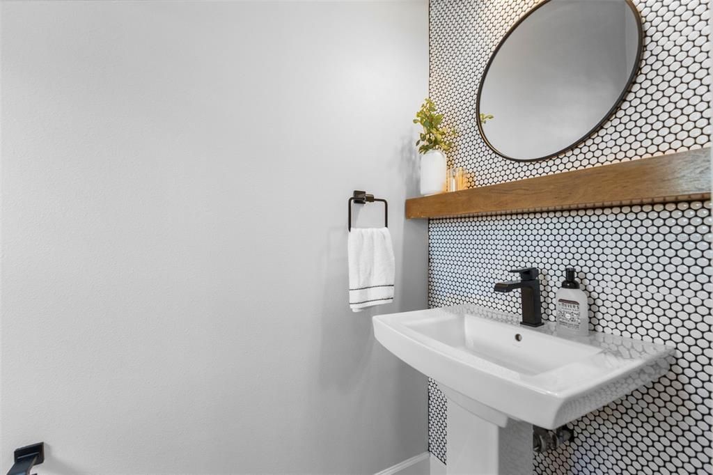 В аренду: $4,800 (3 спален, 3 ванн, 2097 Квадратных фут)