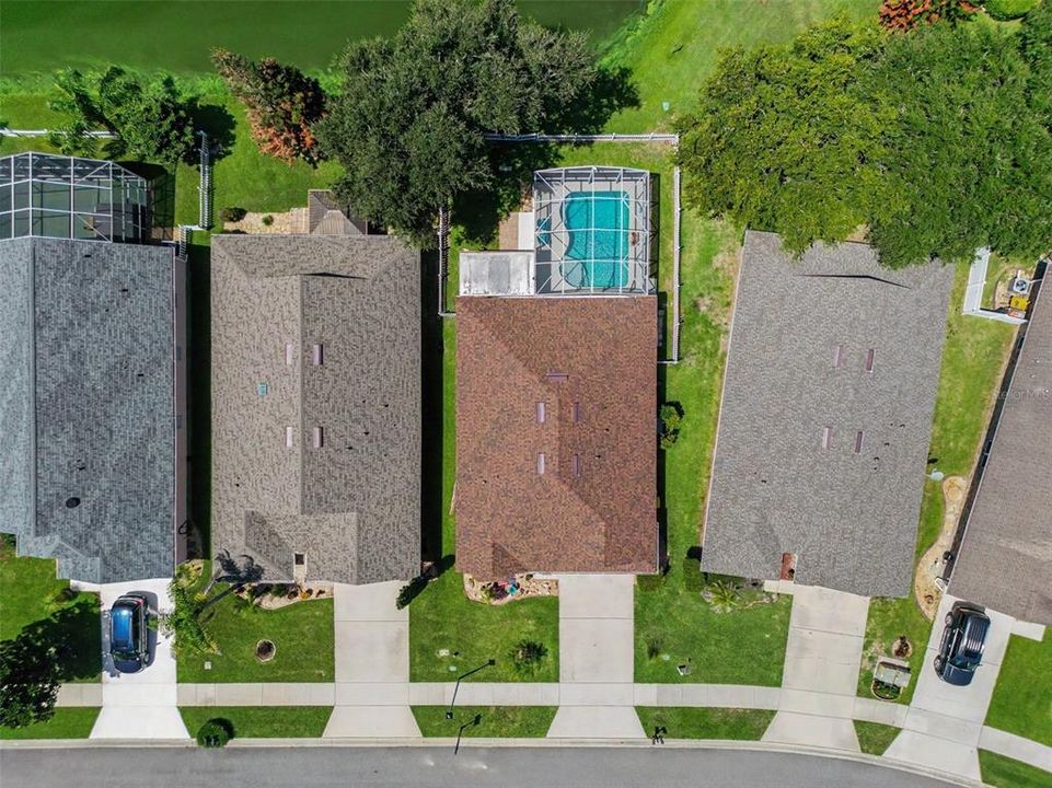 Activo con contrato: $404,000 (3 camas, 2 baños, 1950 Pies cuadrados)