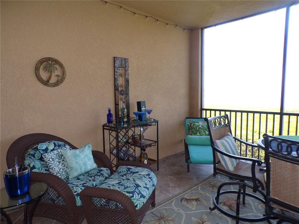 For Rent: $2,900 (3 beds, 3 baths, 2338 Square Feet)
