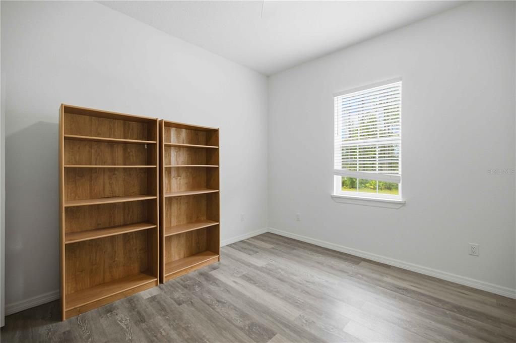 В аренду: $1,895 (3 спален, 2 ванн, 1430 Квадратных фут)