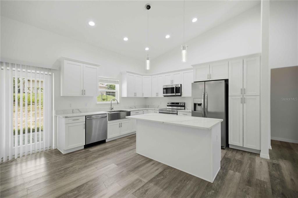 В аренду: $1,895 (3 спален, 2 ванн, 1430 Квадратных фут)