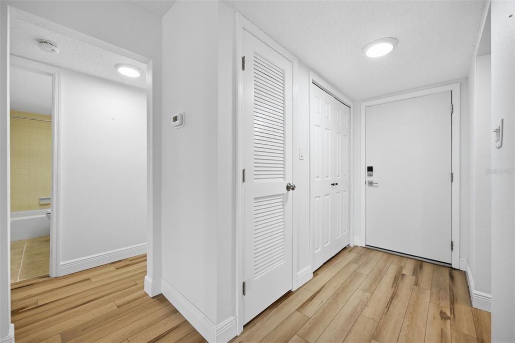 En Venta: $120,000 (2 camas, 2 baños, 958 Pies cuadrados)