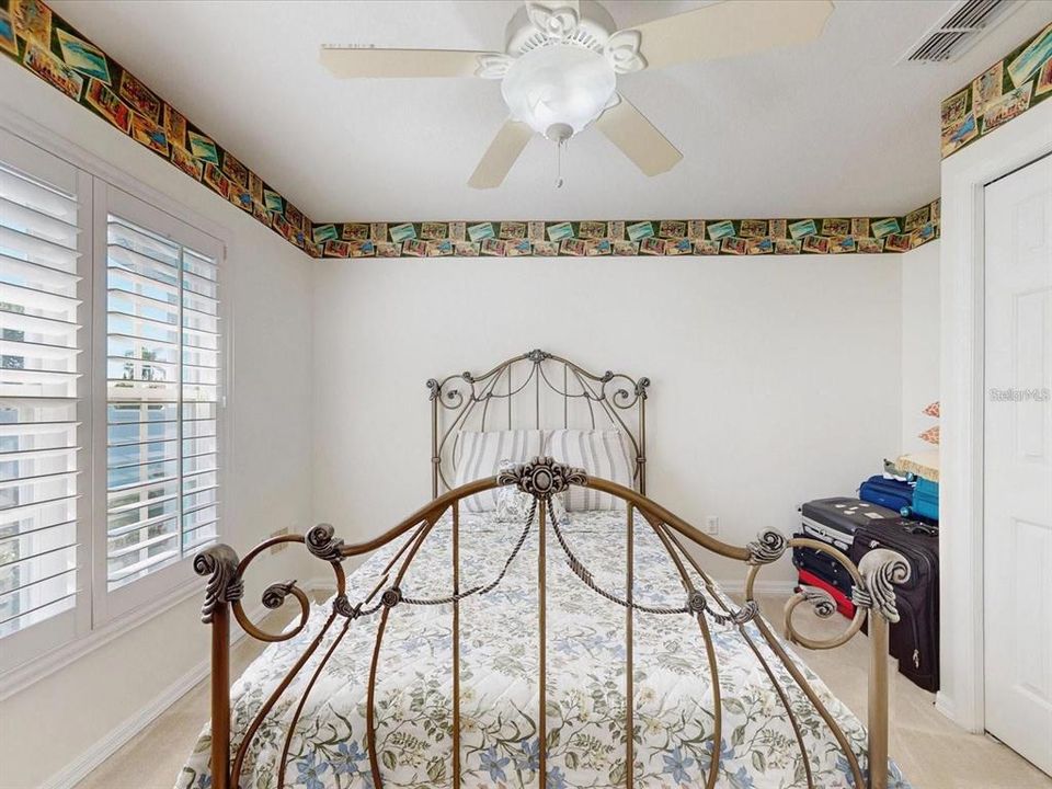 For Sale: $499,000 (4 beds, 2 baths, 2109 Square Feet)