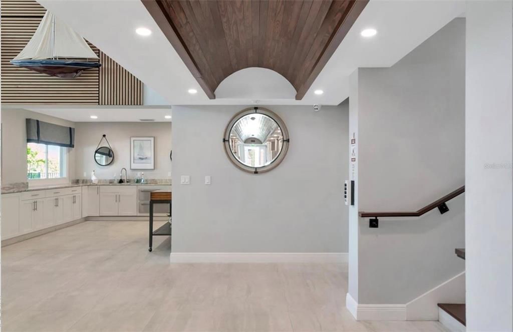 Activo con contrato: $1,400,000 (3 camas, 3 baños, 2939 Pies cuadrados)