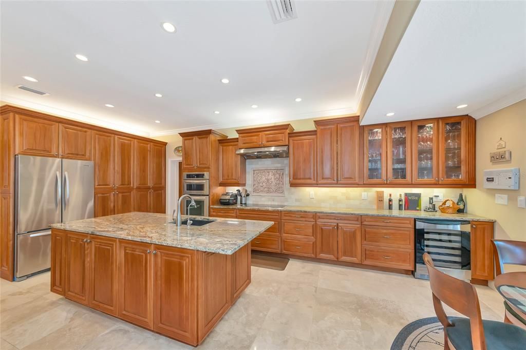 Activo con contrato: $1,400,000 (3 camas, 3 baños, 2939 Pies cuadrados)