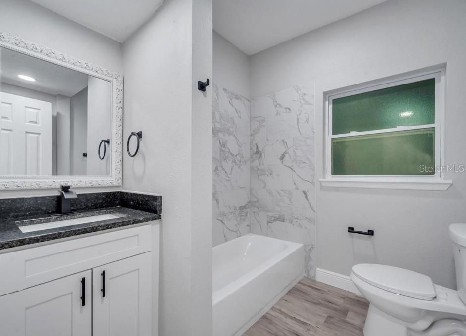 En Venta: $414,990 (3 camas, 1 baños, 1325 Pies cuadrados)
