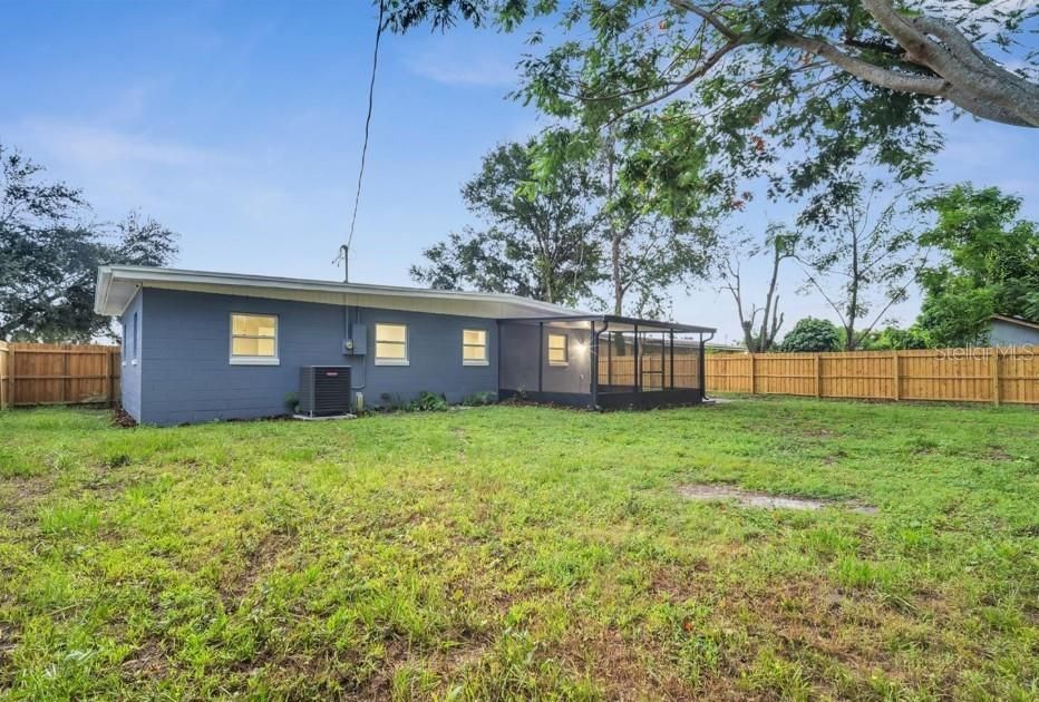 En Venta: $414,990 (3 camas, 1 baños, 1325 Pies cuadrados)