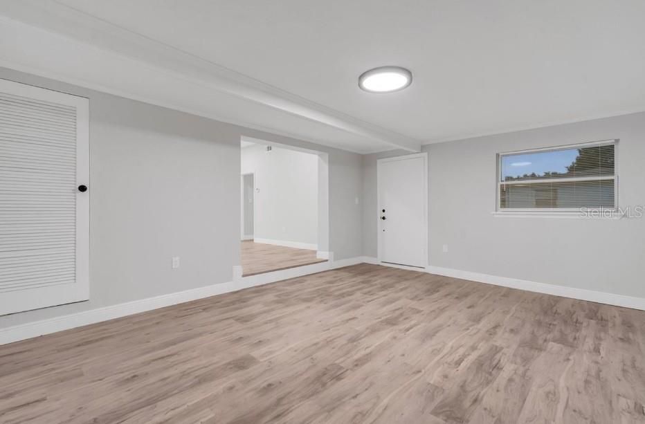 En Venta: $414,990 (3 camas, 1 baños, 1325 Pies cuadrados)