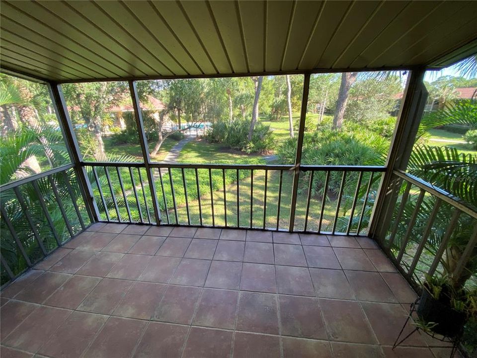 For Sale: $155,000 (1 beds, 1 baths, 800 Square Feet)