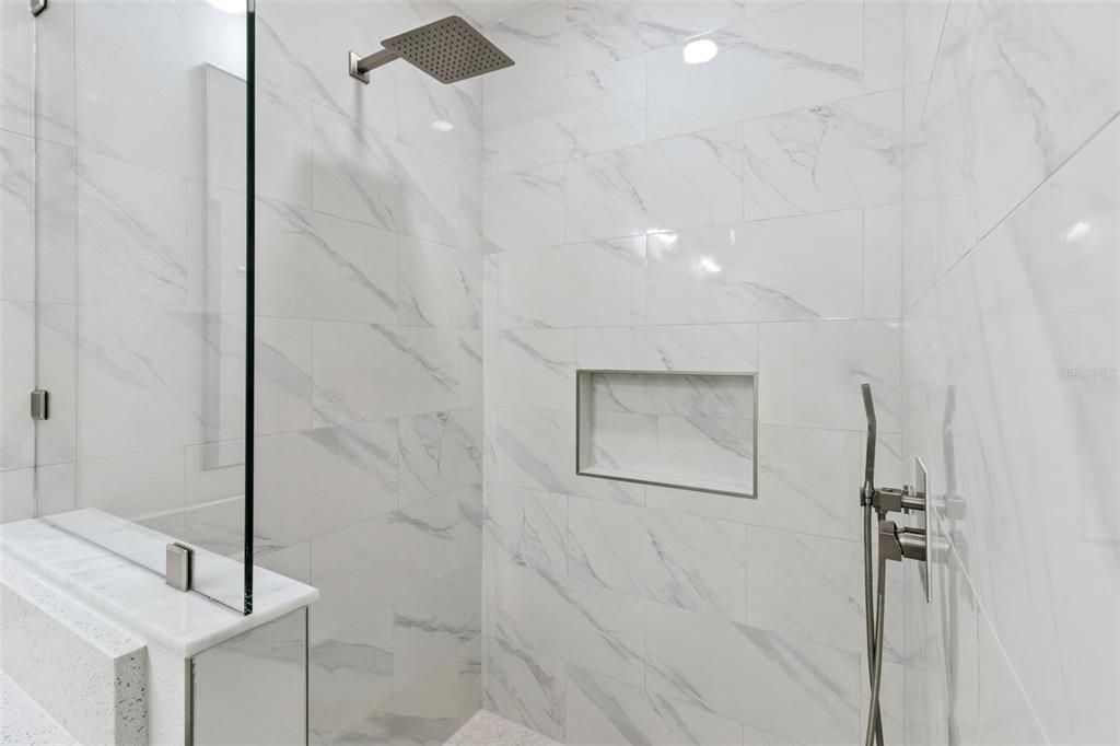 For Sale: $550,000 (3 beds, 2 baths, 1508 Square Feet)