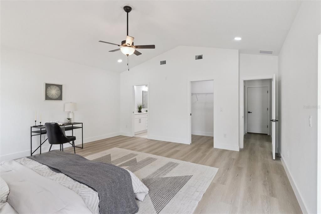 For Sale: $550,000 (3 beds, 2 baths, 1508 Square Feet)