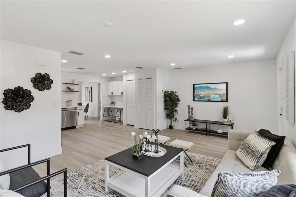 For Sale: $550,000 (3 beds, 2 baths, 1508 Square Feet)
