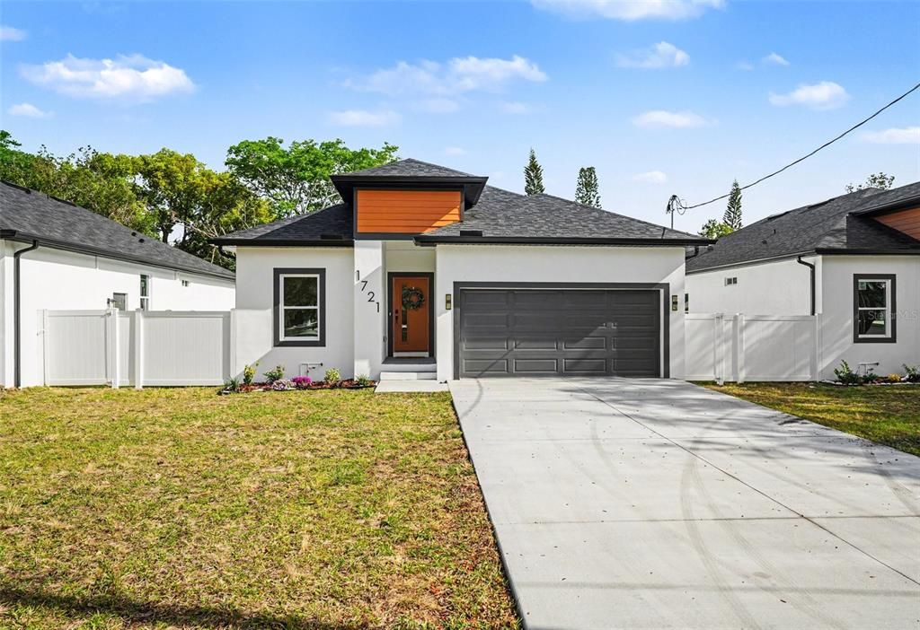 For Sale: $549,000 (4 beds, 2 baths, 2069 Square Feet)