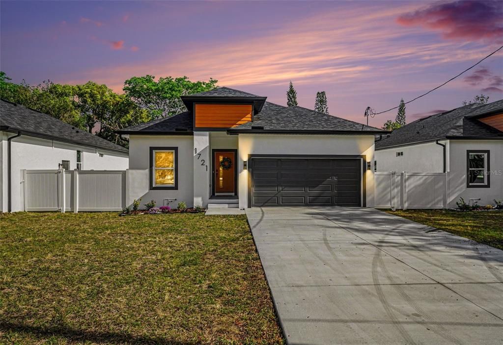For Sale: $549,000 (4 beds, 2 baths, 2069 Square Feet)