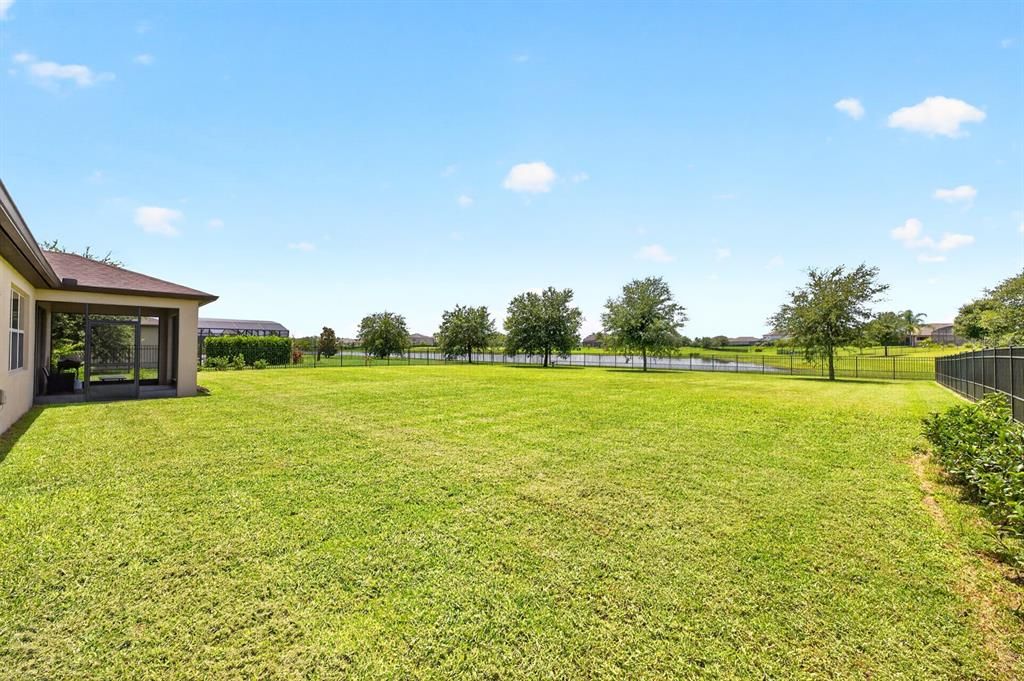 For Sale: $695,000 (3 beds, 2 baths, 2442 Square Feet)