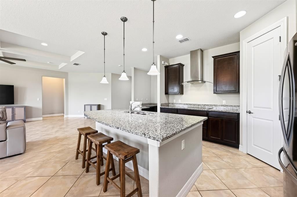 For Sale: $695,000 (3 beds, 2 baths, 2442 Square Feet)