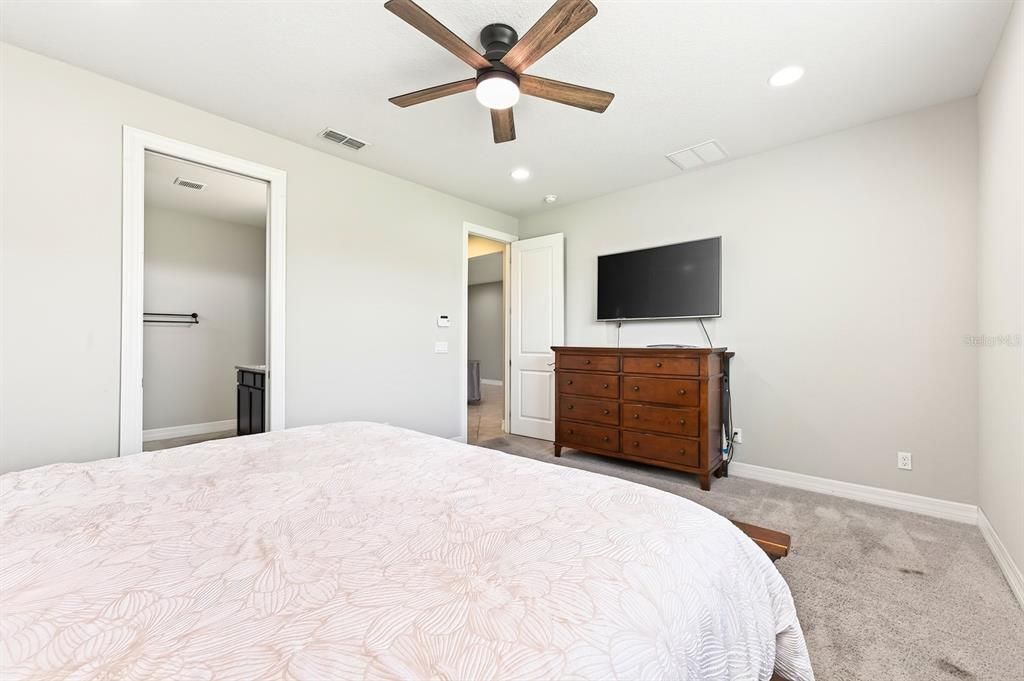 For Sale: $695,000 (3 beds, 2 baths, 2442 Square Feet)