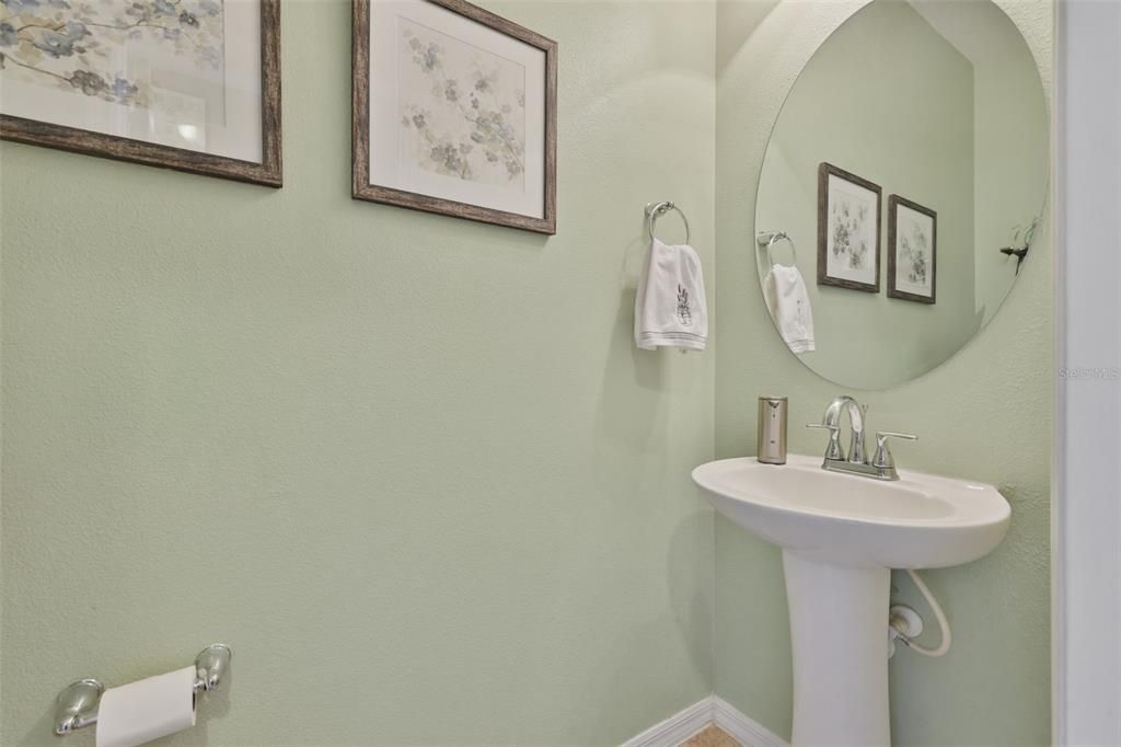For Sale: $278,900 (3 beds, 2 baths, 1880 Square Feet)