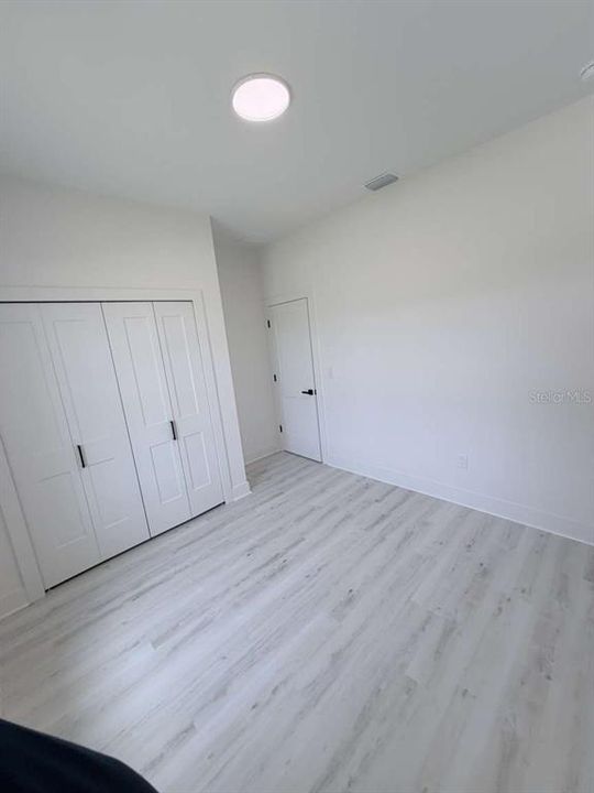 For Sale: $459,900 (6 beds, 0 baths, 2396 Square Feet)