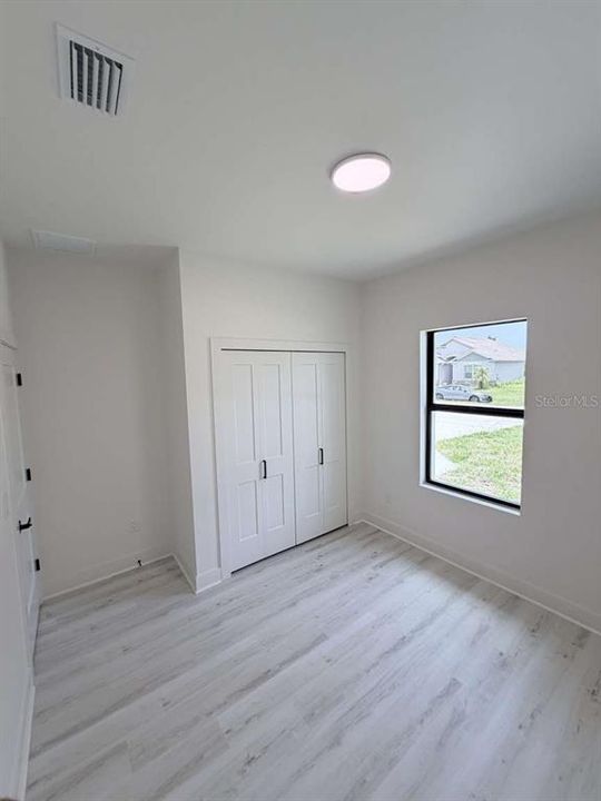 For Sale: $459,900 (6 beds, 0 baths, 2396 Square Feet)