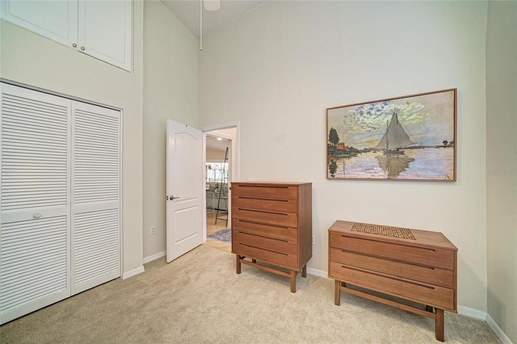 For Sale: $599,000 (3 beds, 3 baths, 2071 Square Feet)
