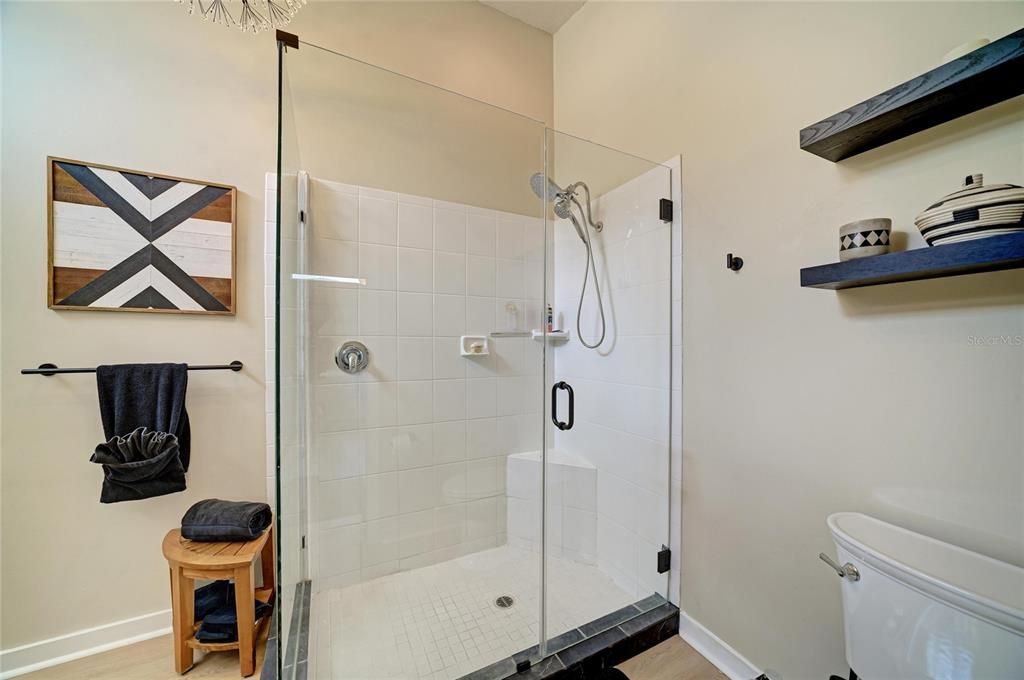 For Sale: $599,000 (3 beds, 3 baths, 2071 Square Feet)