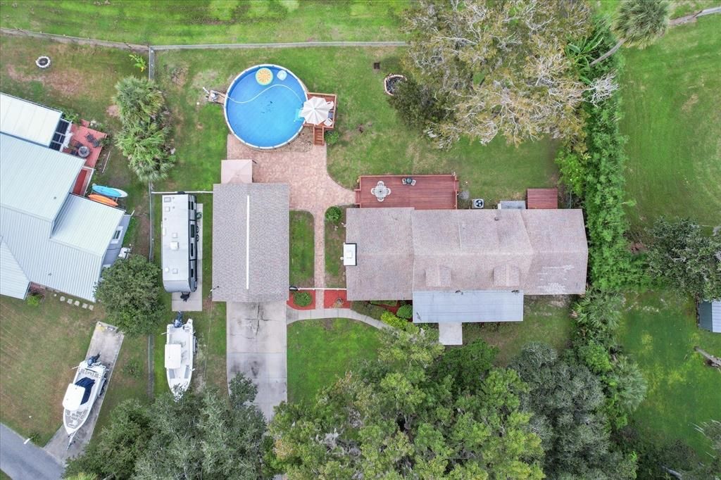 En Venta: $325,000 (4 camas, 2 baños, 2176 Pies cuadrados)