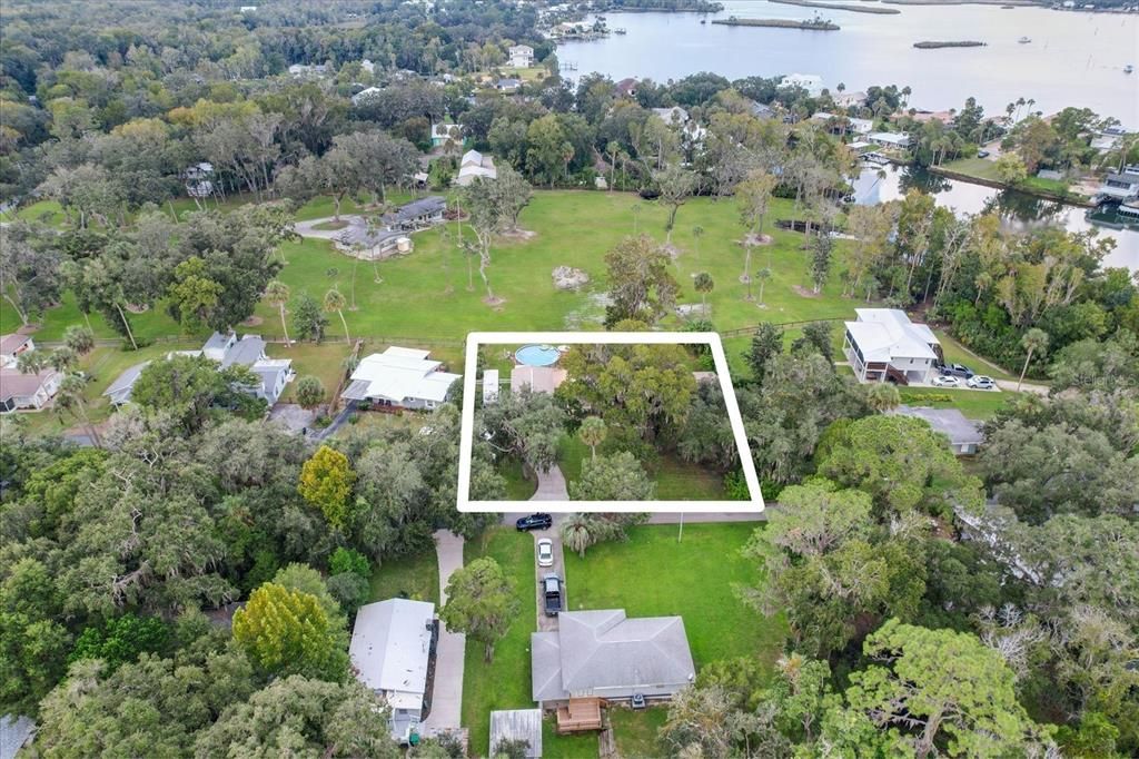 En Venta: $325,000 (4 camas, 2 baños, 2176 Pies cuadrados)