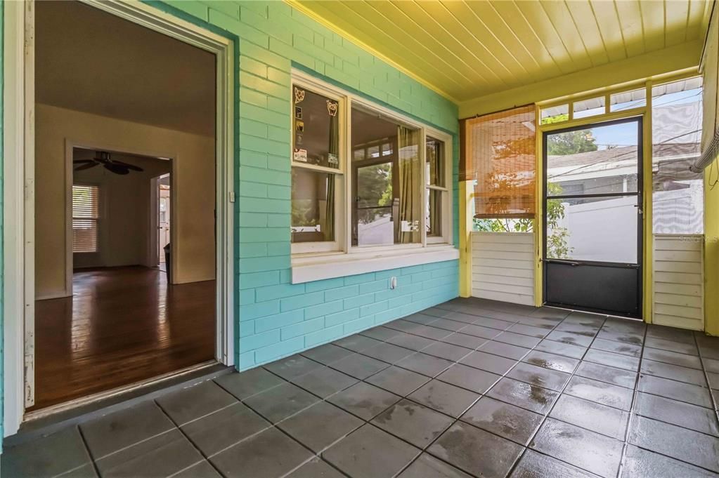 En Venta: $237,000 (2 camas, 2 baños, 1254 Pies cuadrados)