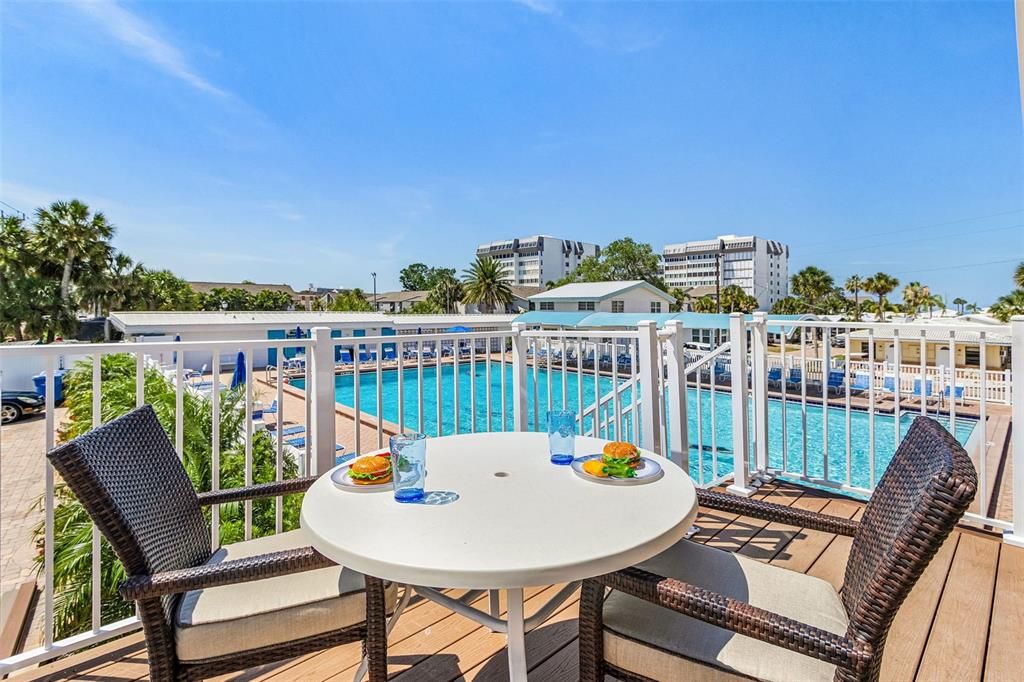 For Rent: $2,500 (1 beds, 1 baths, 800 Square Feet)